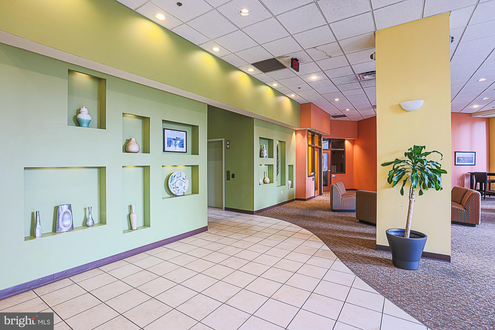 HARBOR EAST - Residential