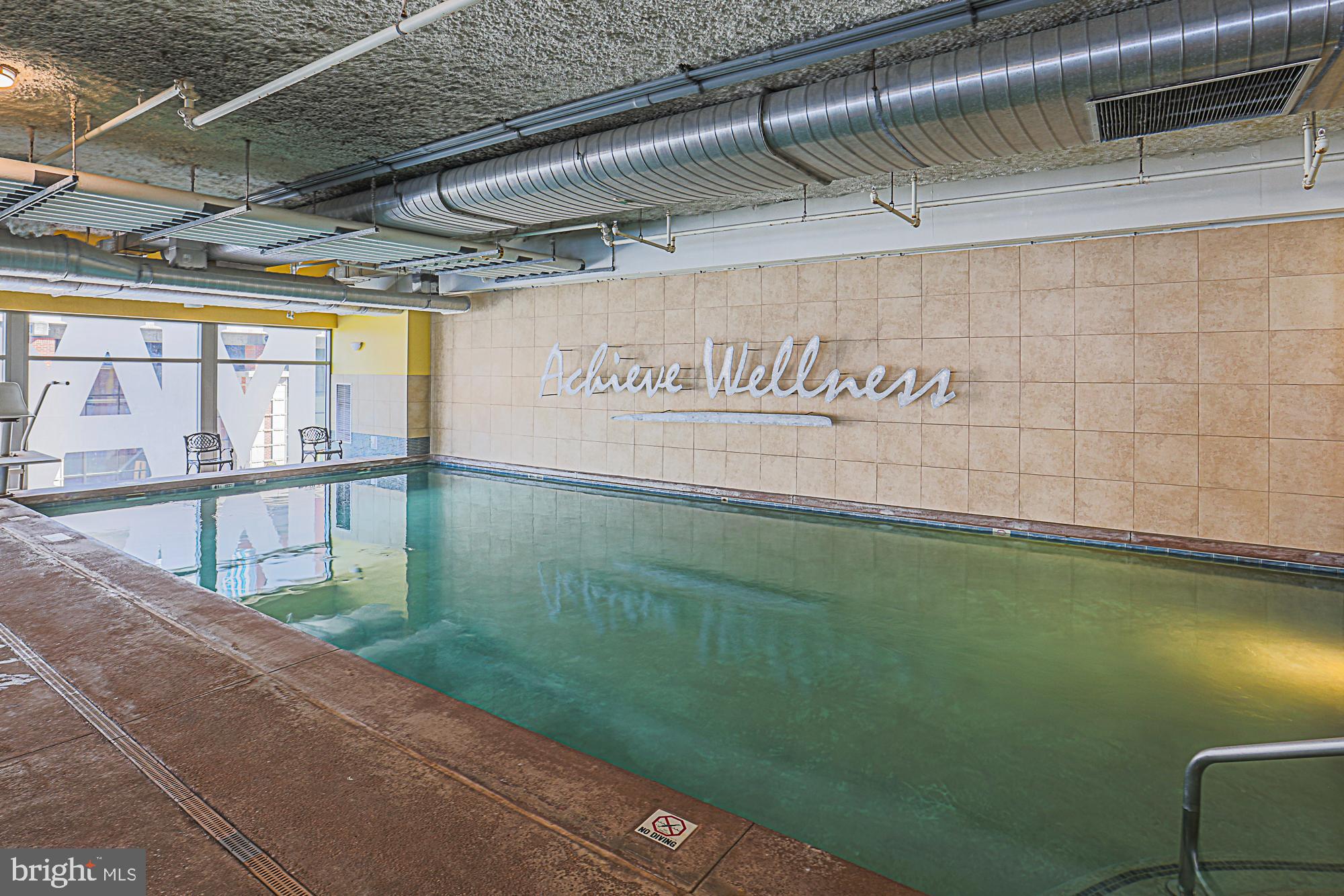 HARBOR EAST - Residential