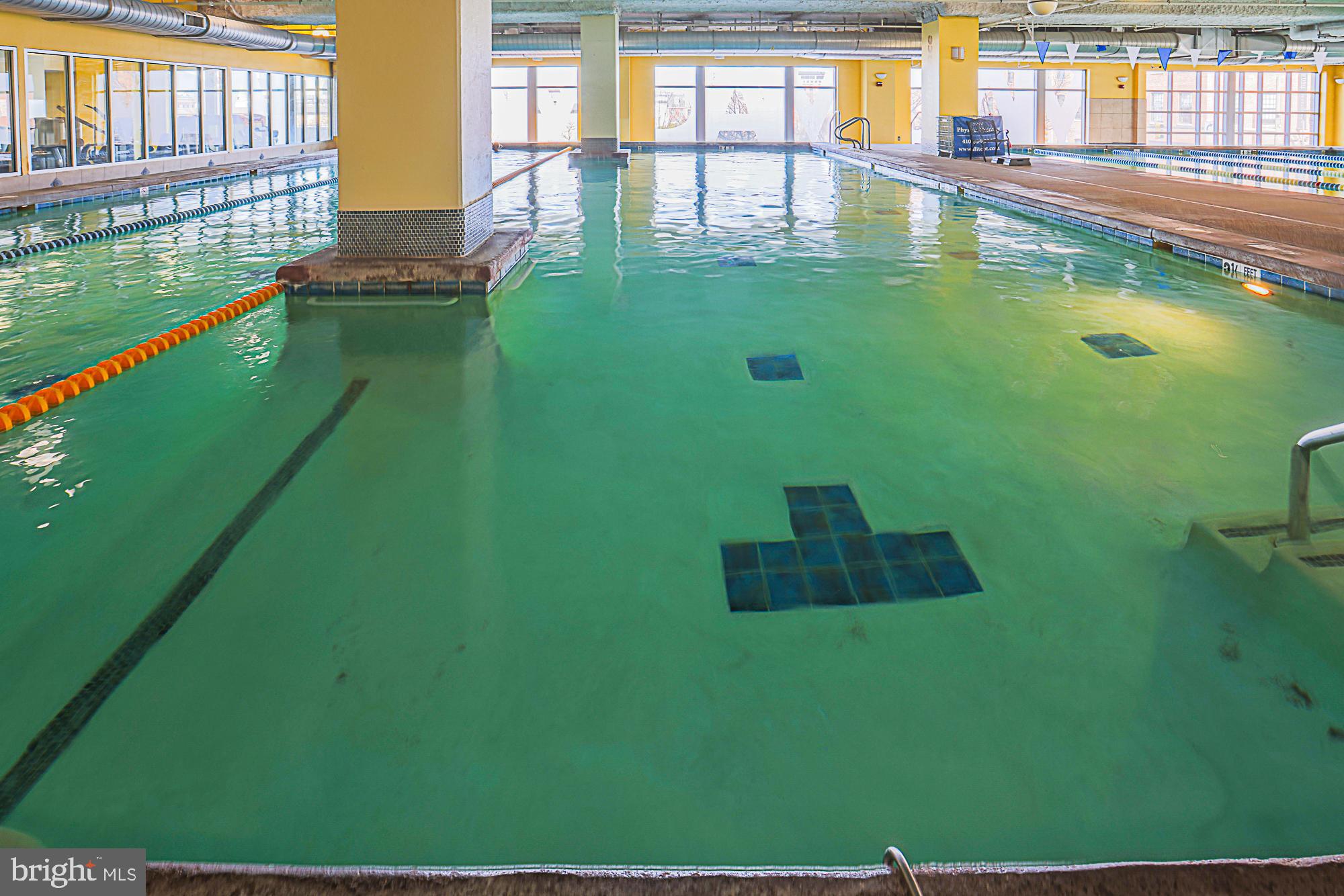 HARBOR EAST - Residential