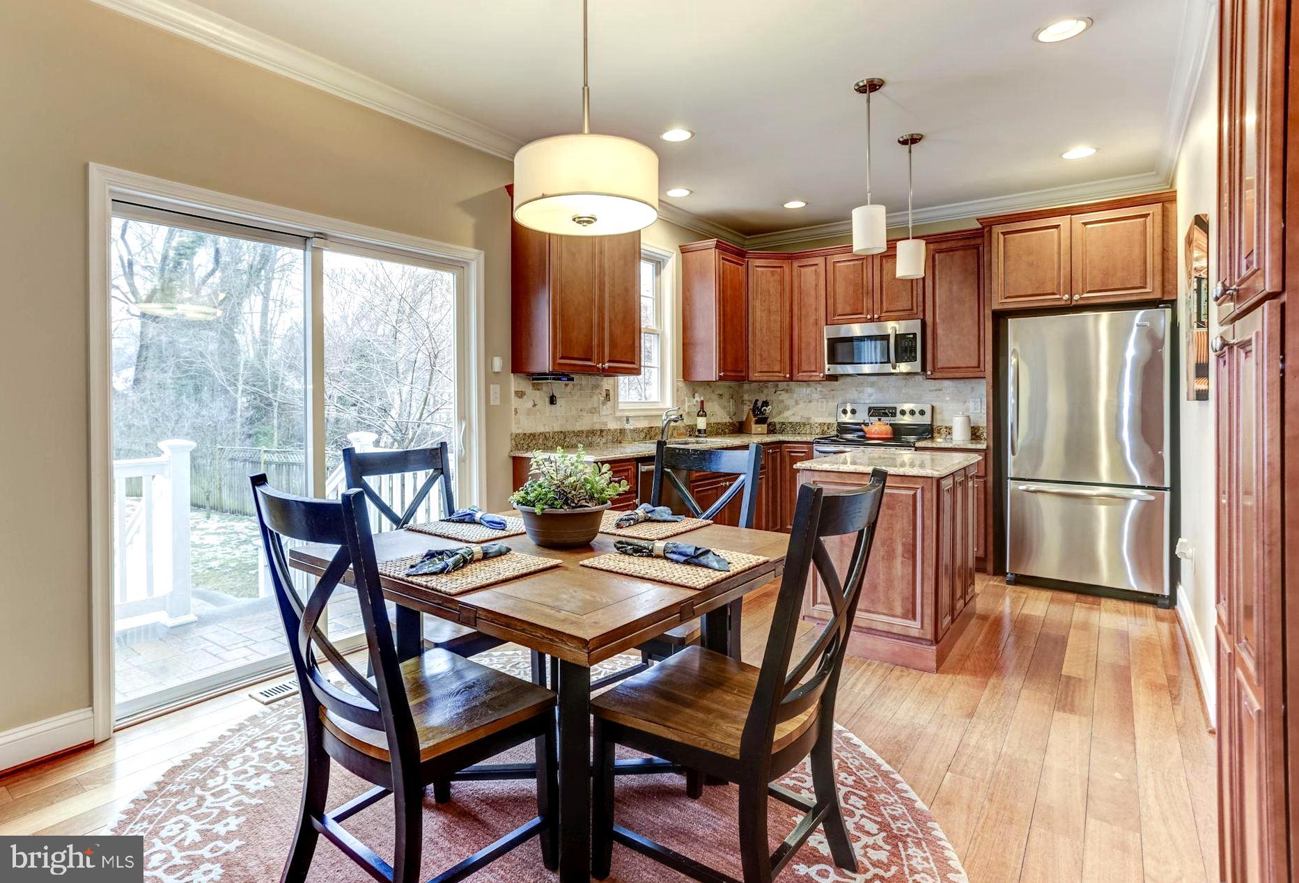 MANHATTAN BEACH - Residential