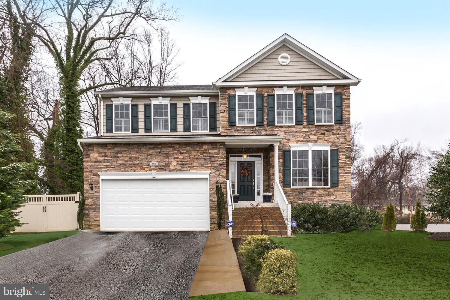 MANHATTAN BEACH - Residential