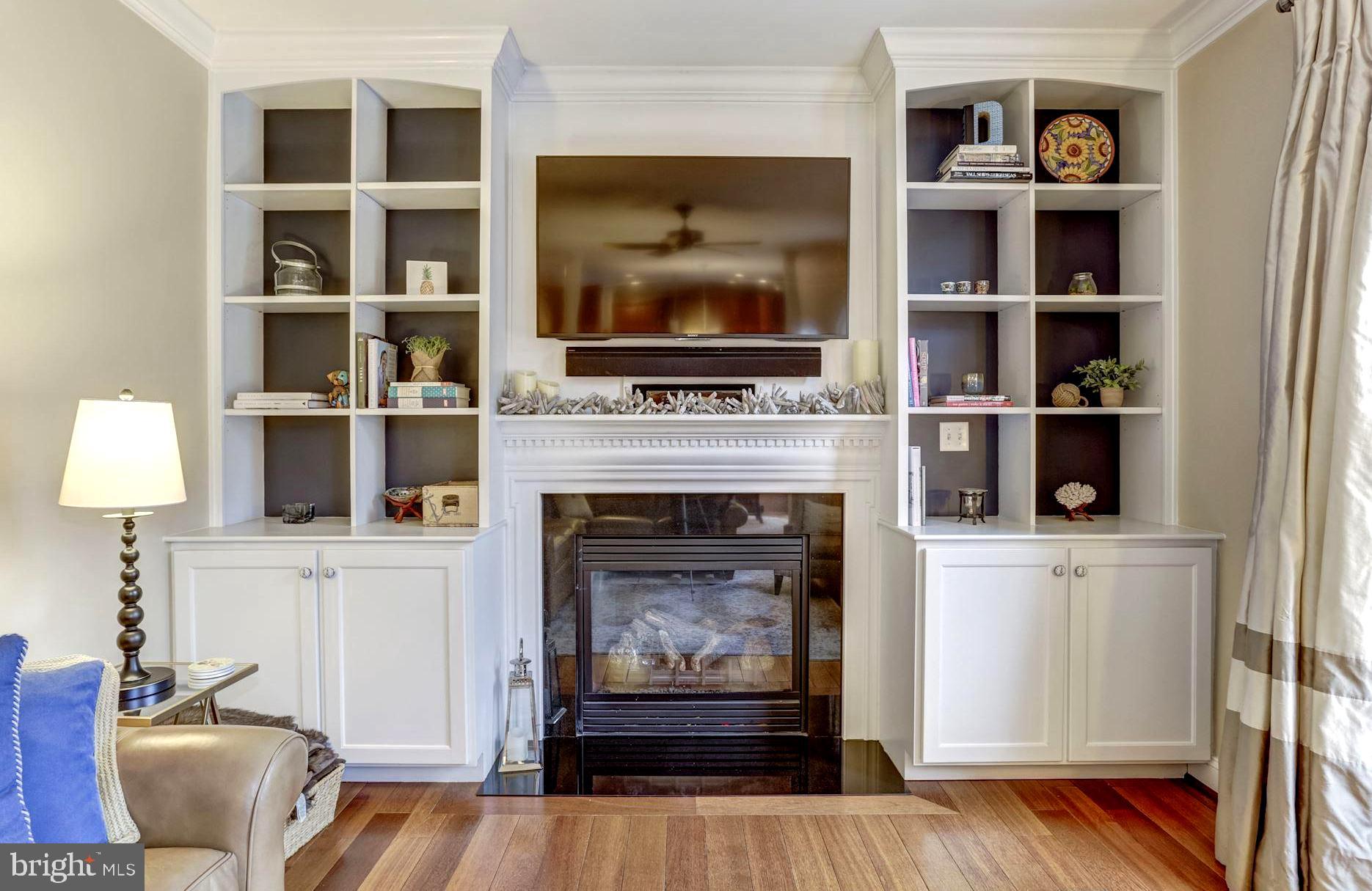 MANHATTAN BEACH - Residential