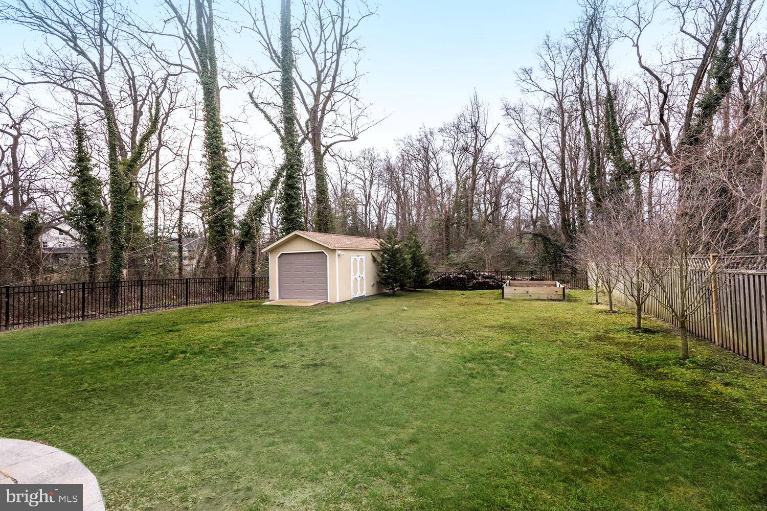 MANHATTAN BEACH - Residential