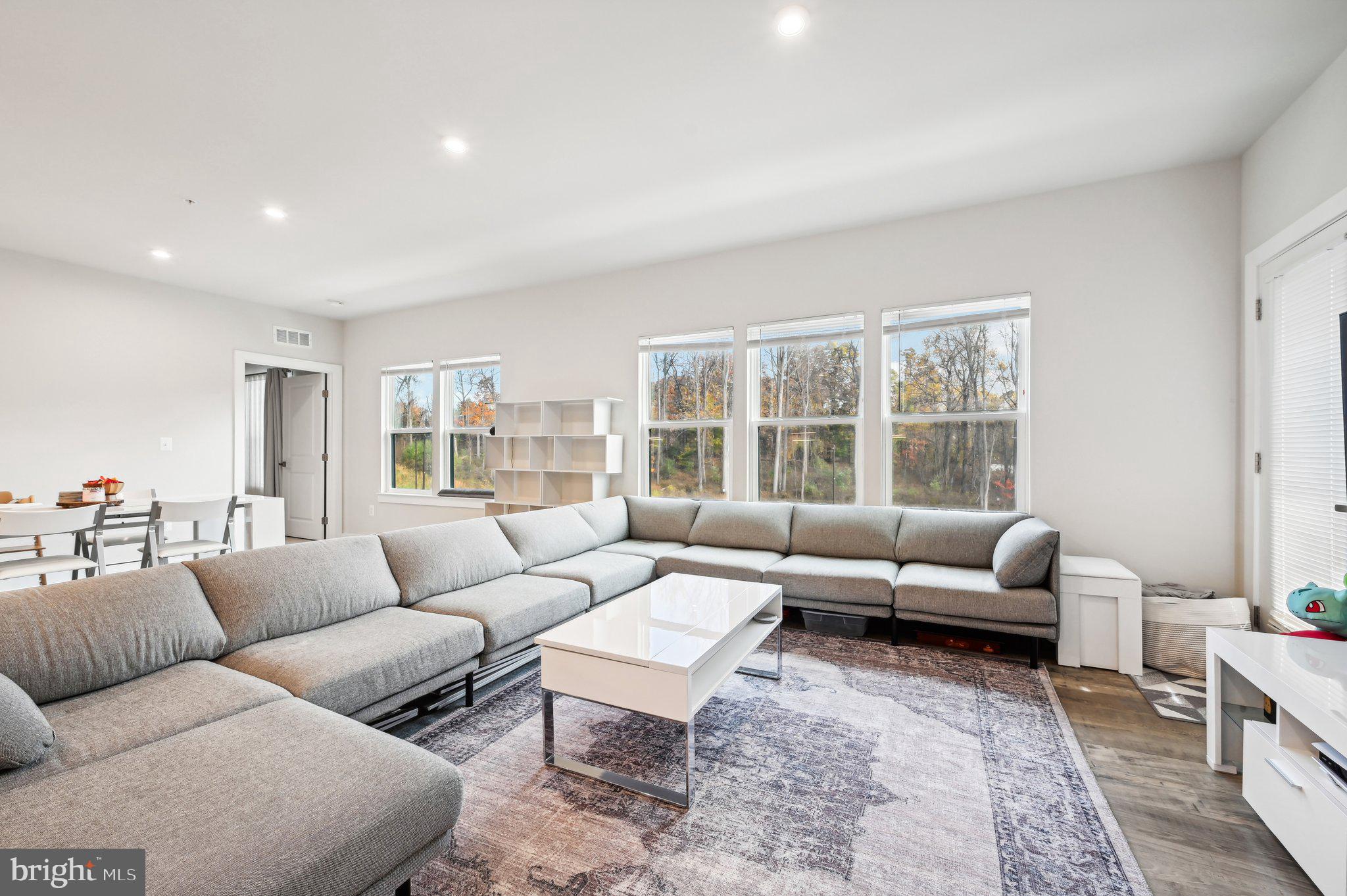 TURF VALLEY - Residential