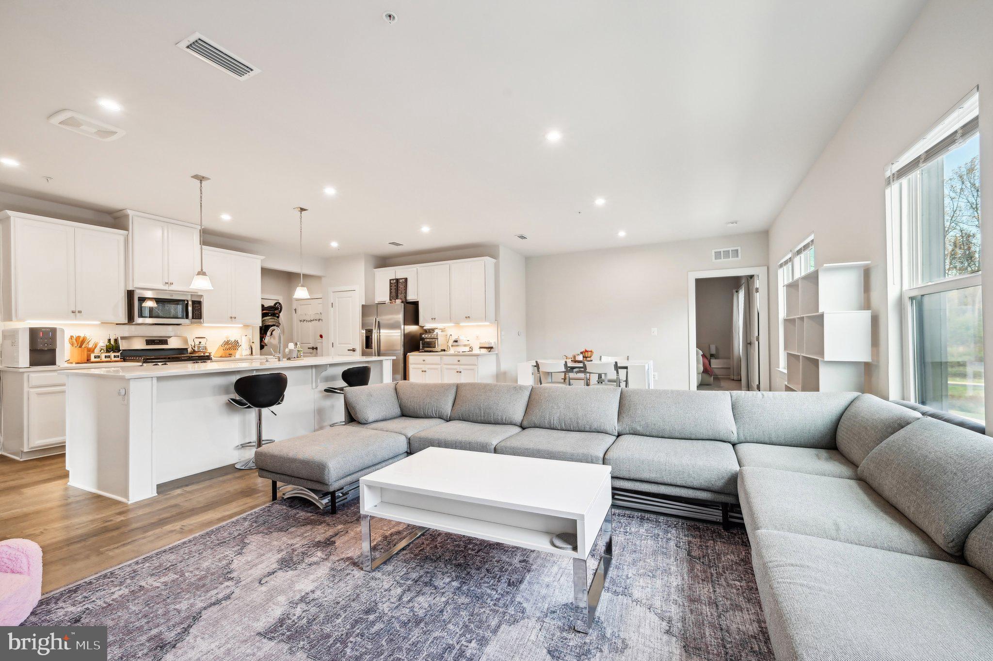 TURF VALLEY - Residential