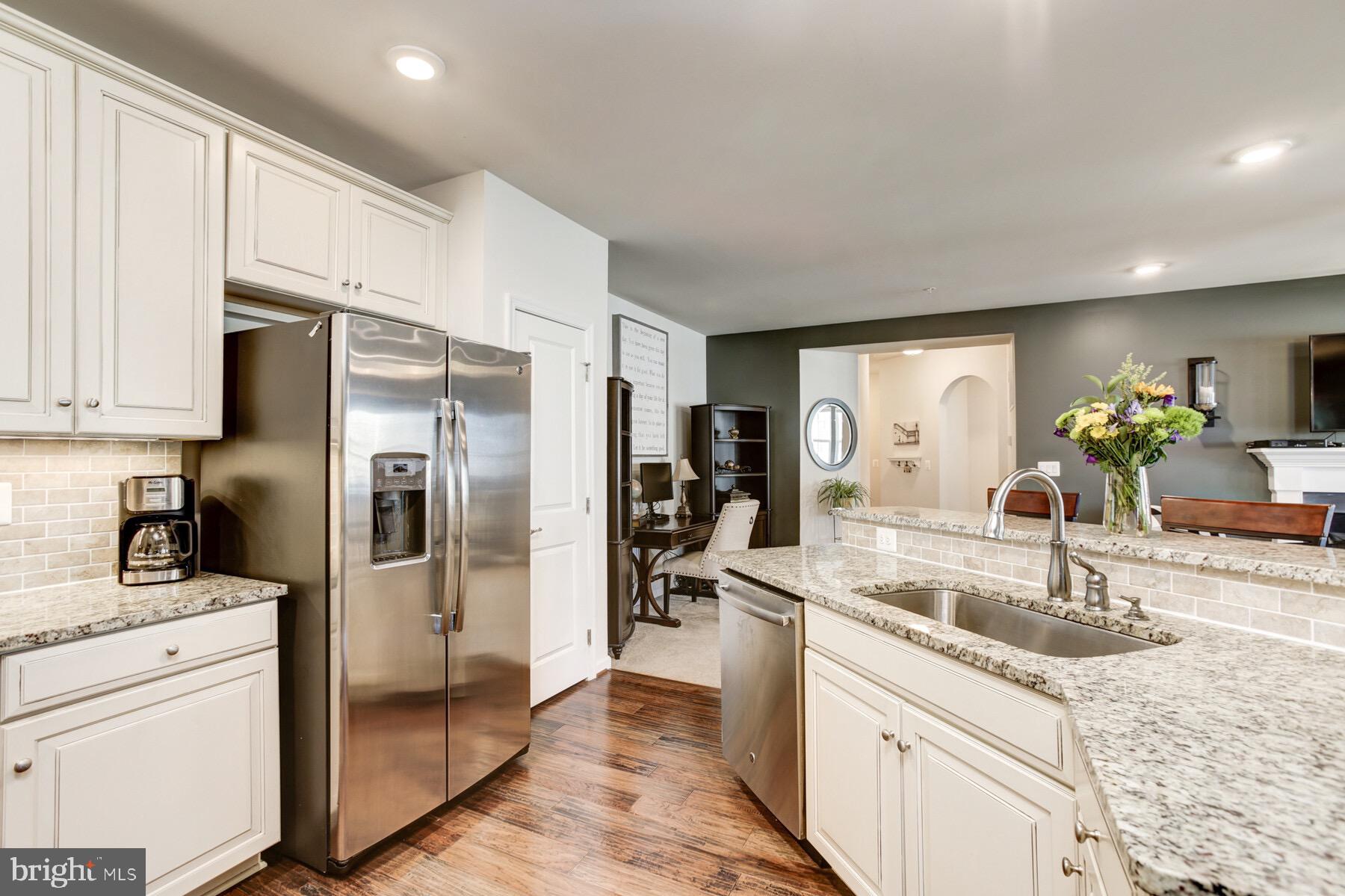 WAVERLY WOODS WEST - Residential