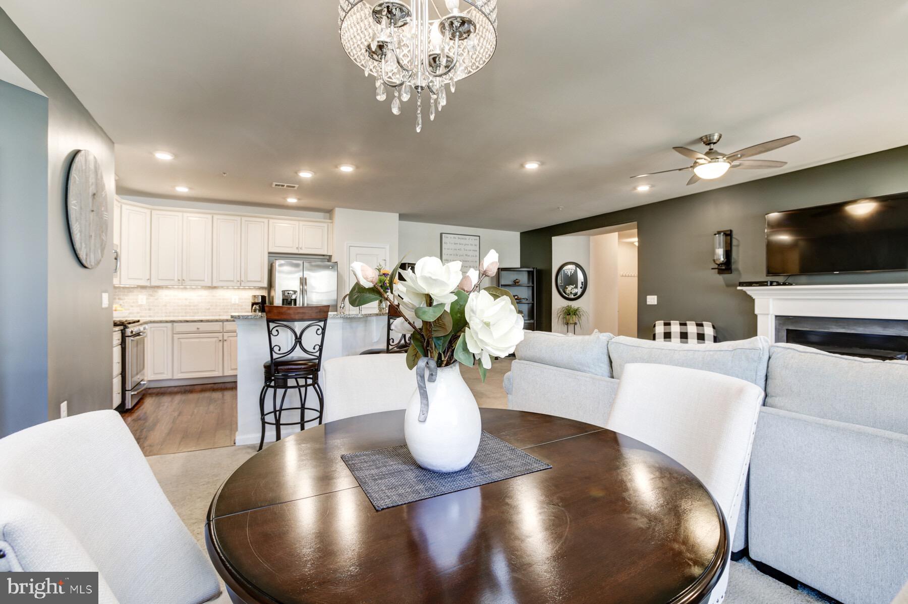 WAVERLY WOODS WEST - Residential