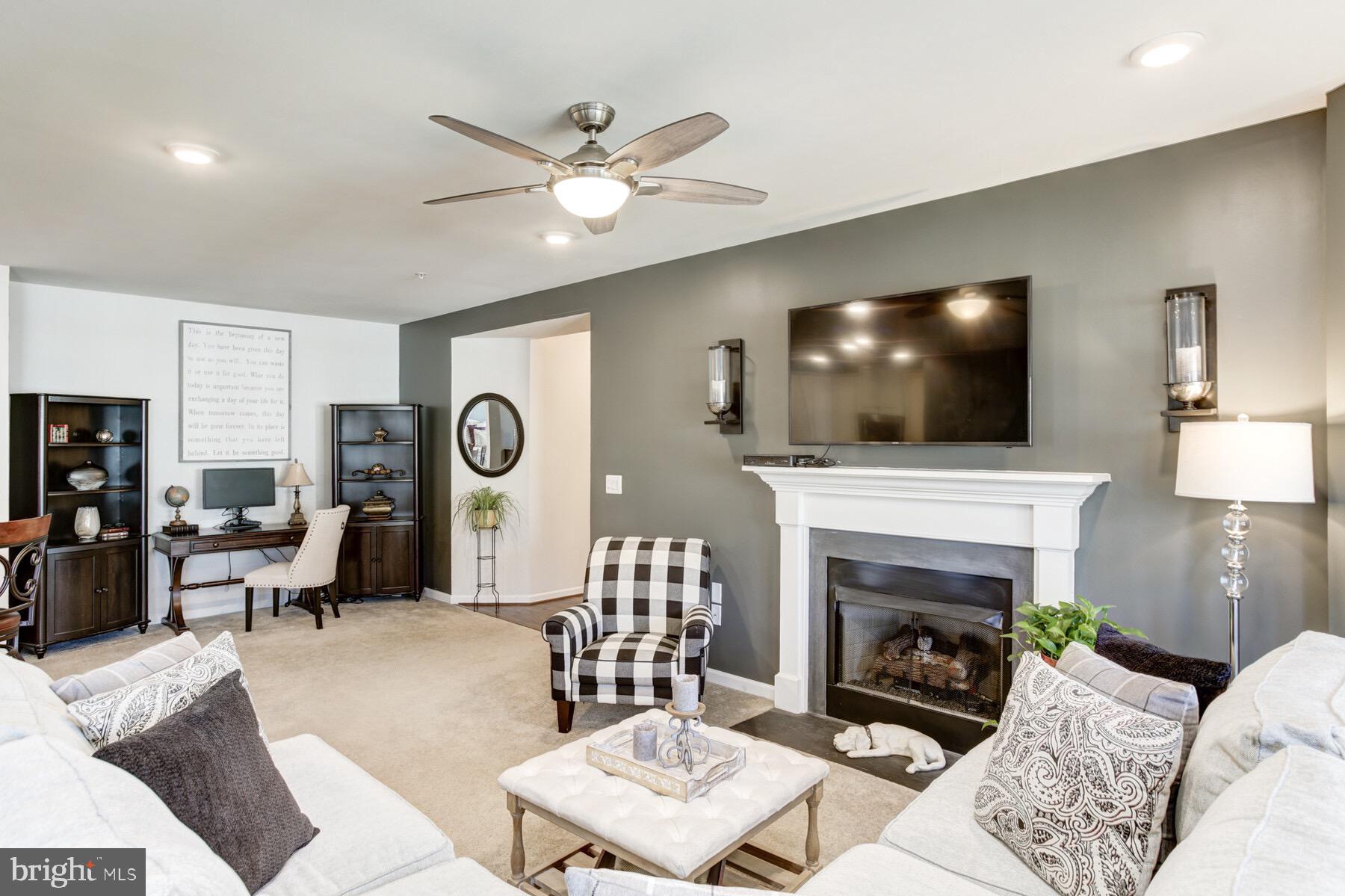 WAVERLY WOODS WEST - Residential