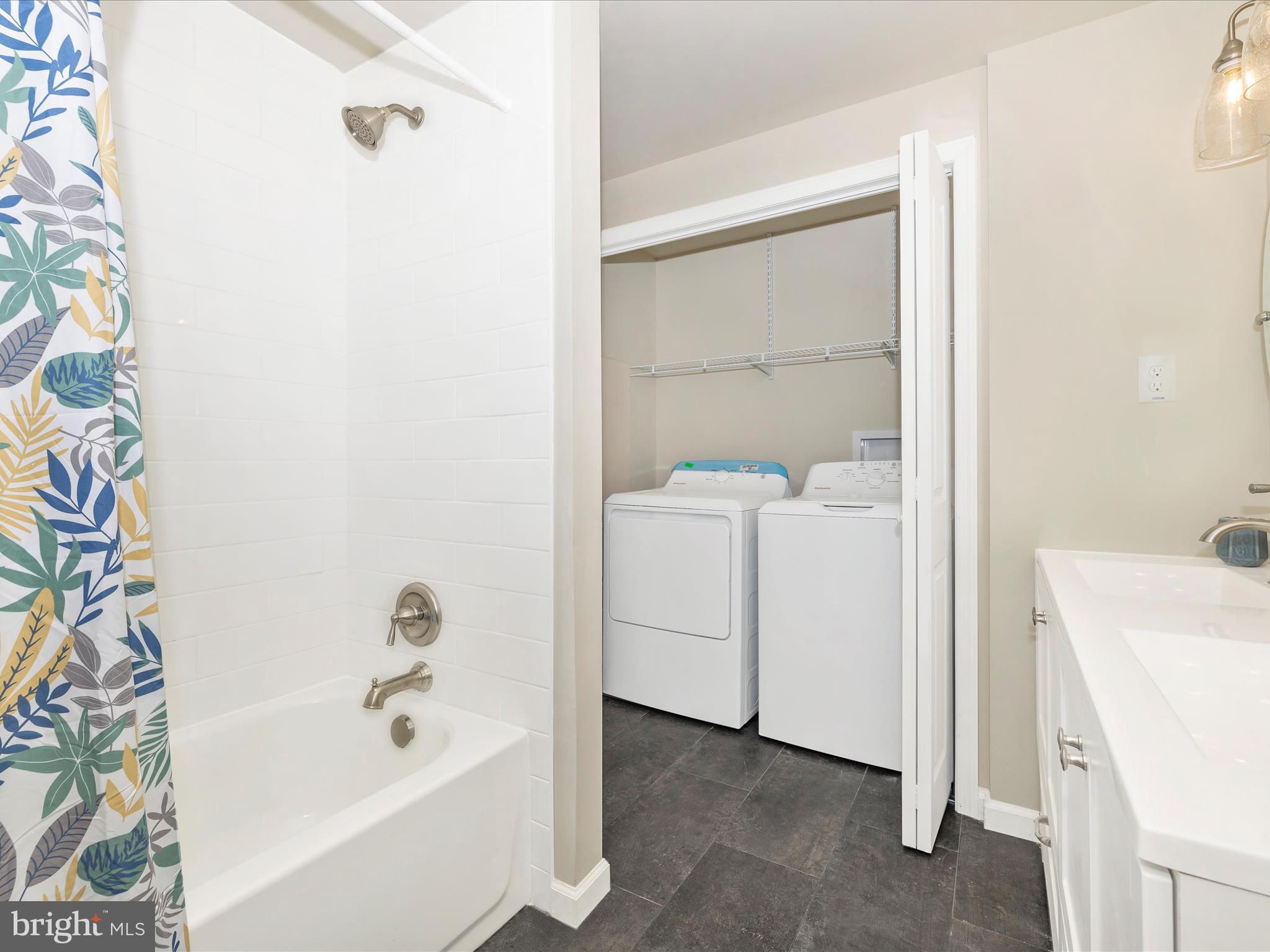 HORSESHOE BEND - Residential