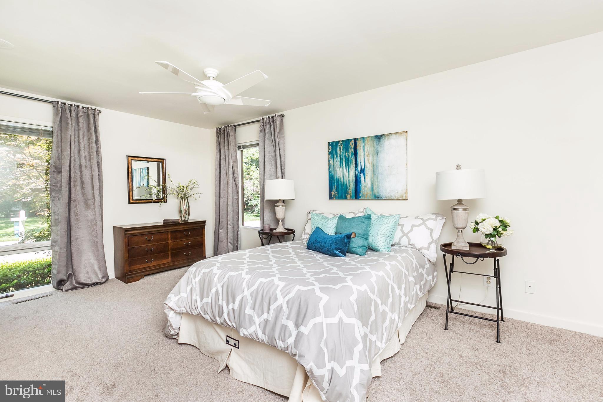 HOBBITS GLEN - Residential