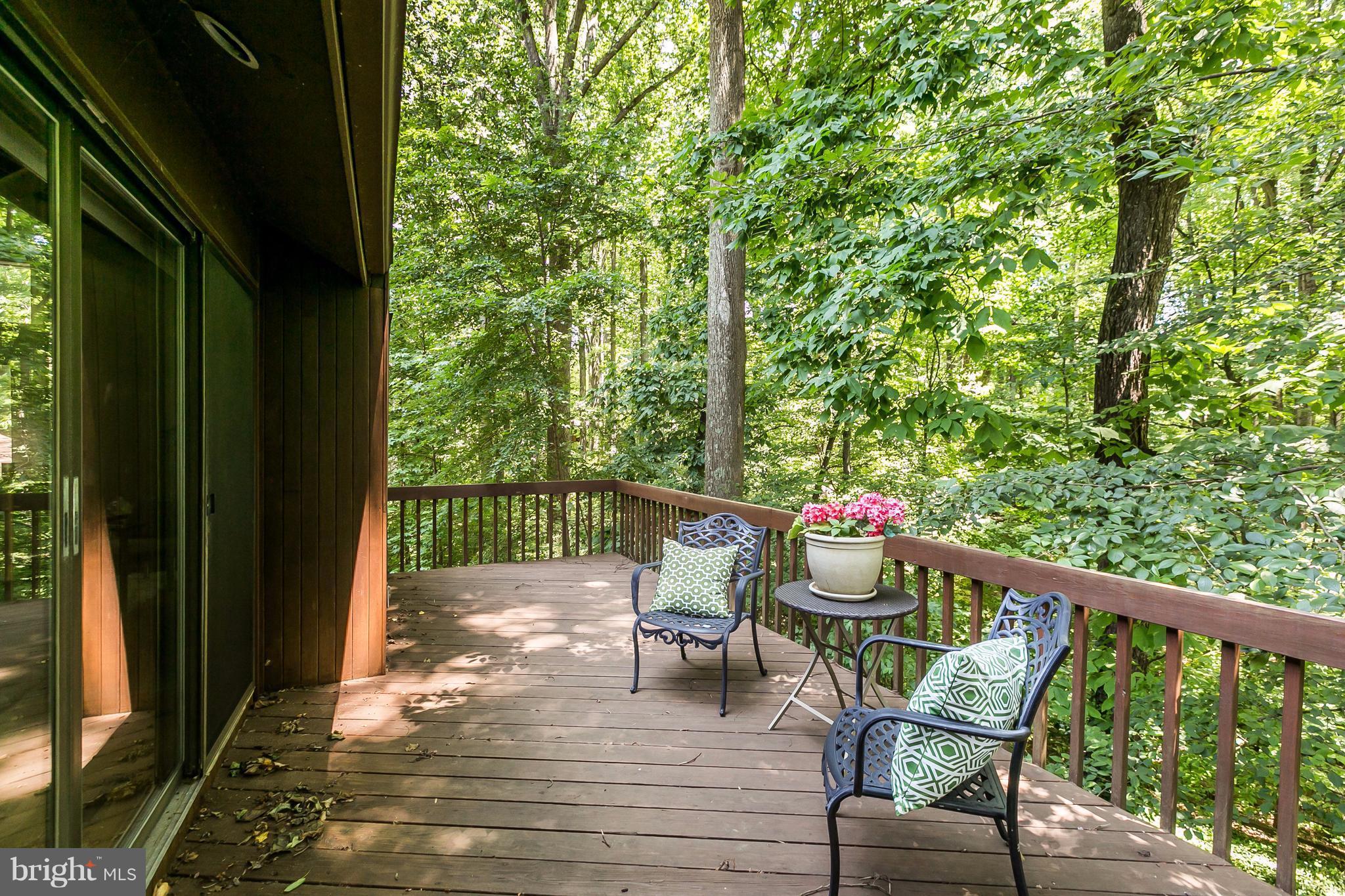 HOBBITS GLEN - Residential