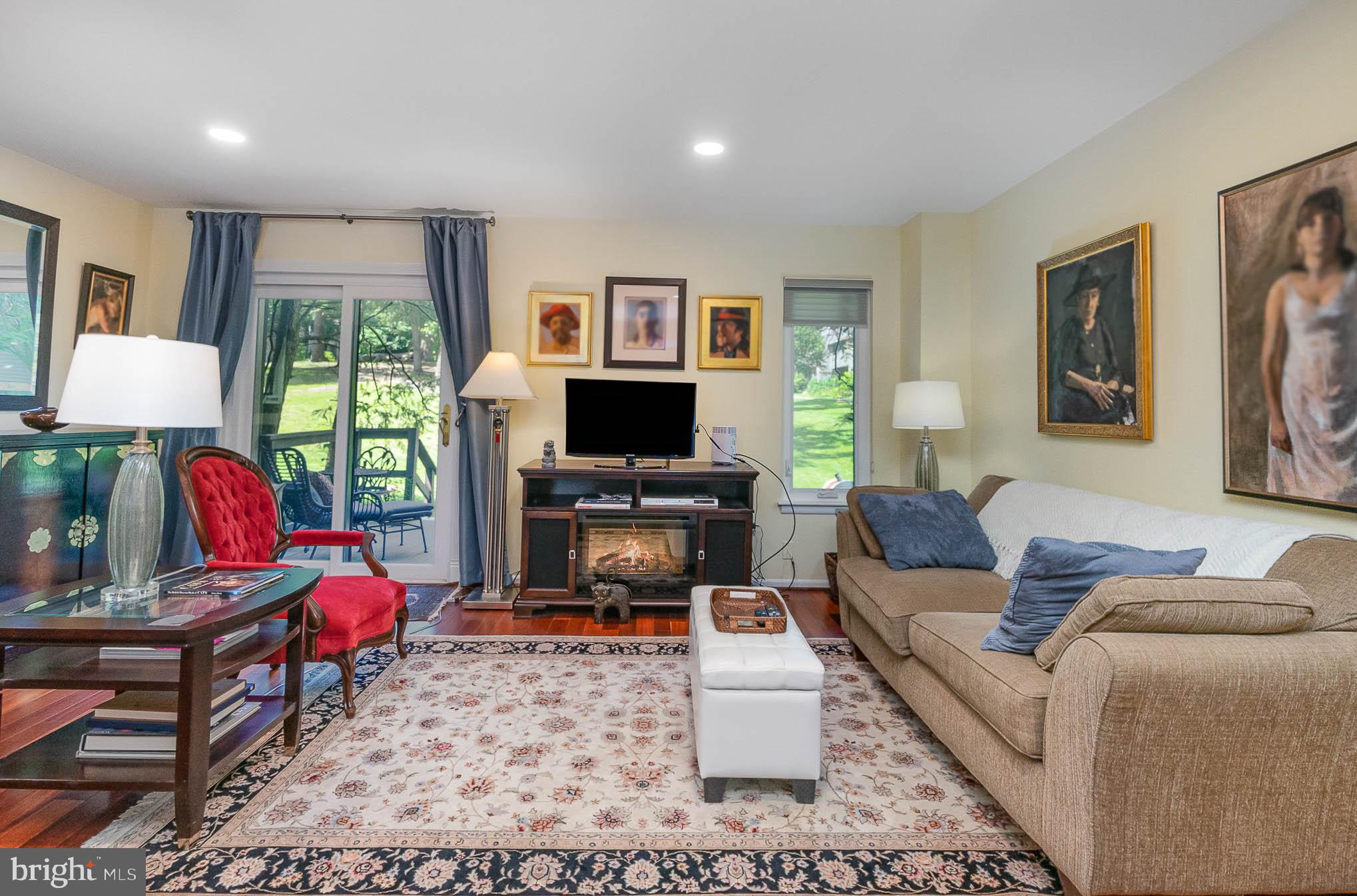 STONEOAKS - Residential