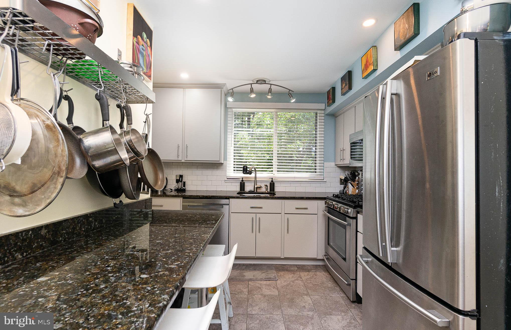 STONEOAKS - Residential