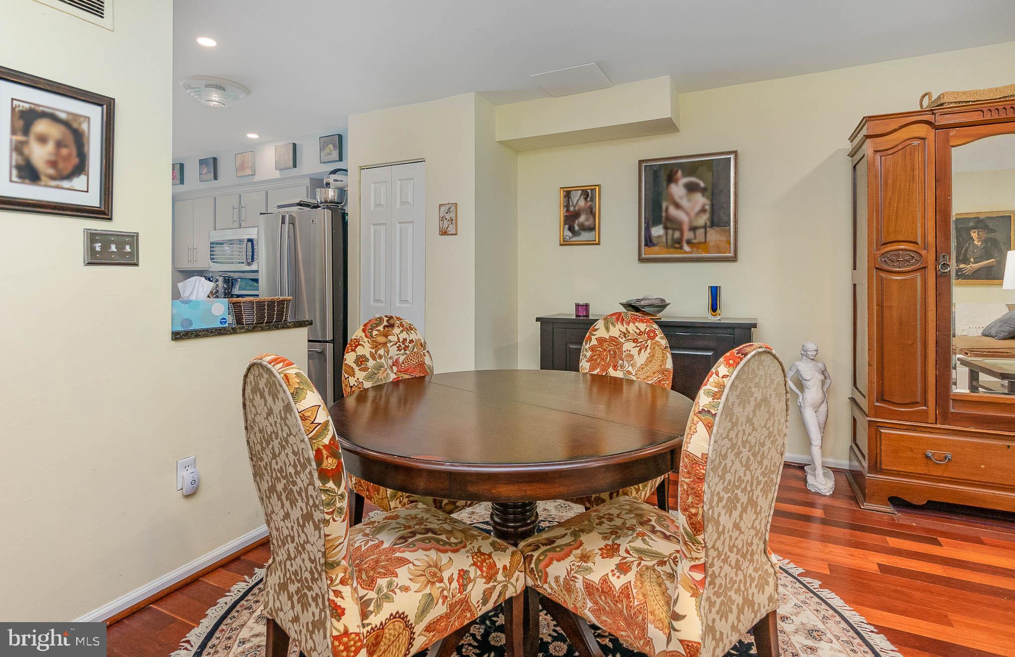 STONEOAKS - Residential