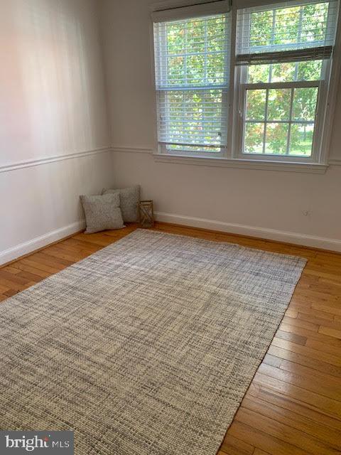 COMMONS OF ARLINGTON - Residential Lease