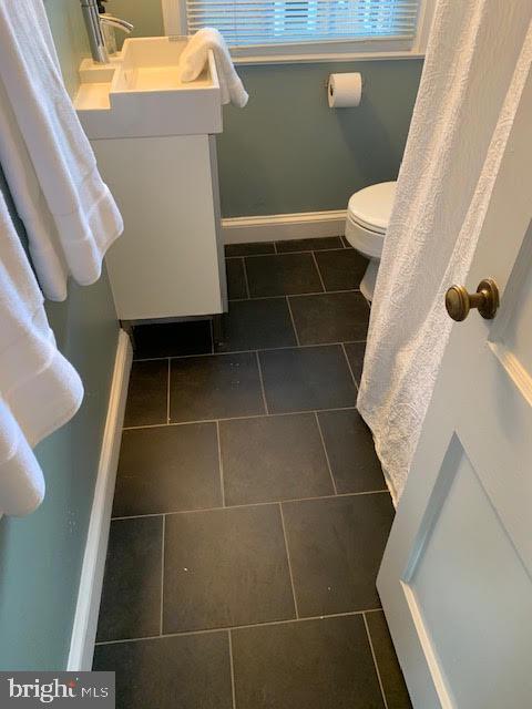 COMMONS OF ARLINGTON - Residential Lease