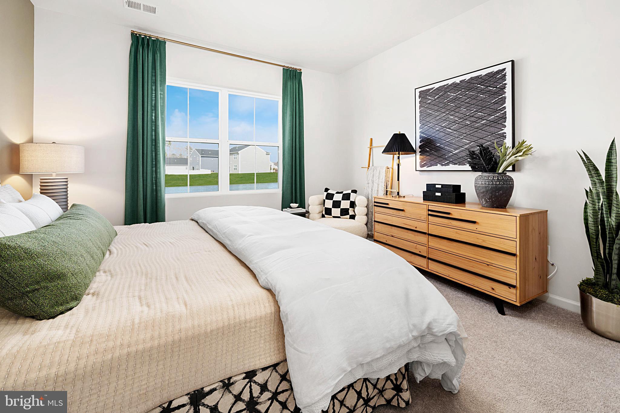 PELICAN POINT - Residential