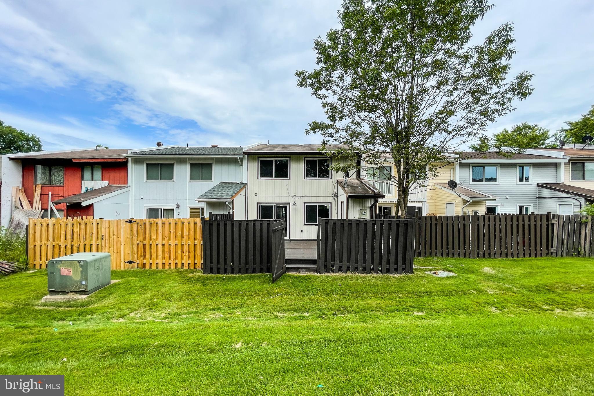 SUGARLAND RUN - Residential