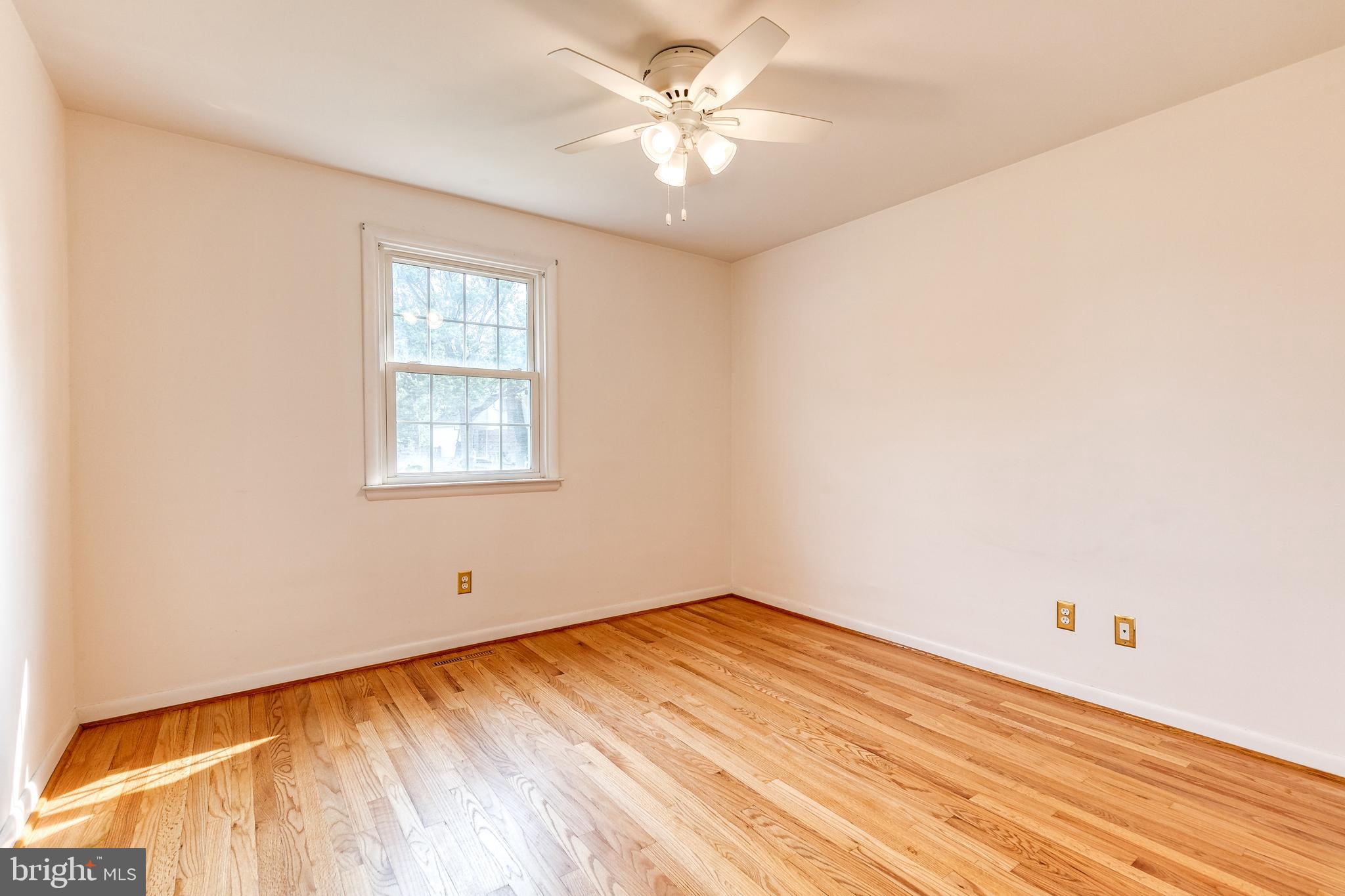 CROMWELL VALLEY - Residential Lease