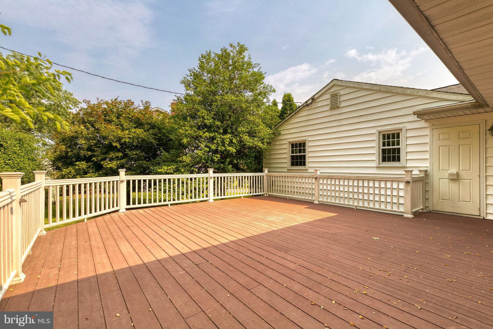 CROMWELL VALLEY - Residential Lease