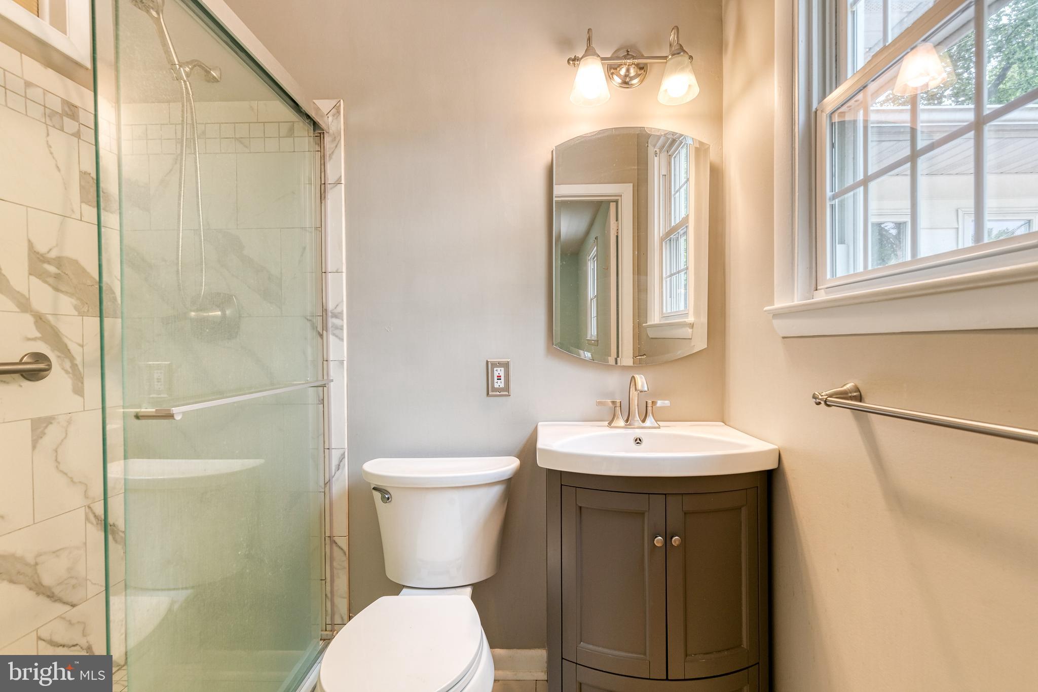 CROMWELL VALLEY - Residential Lease