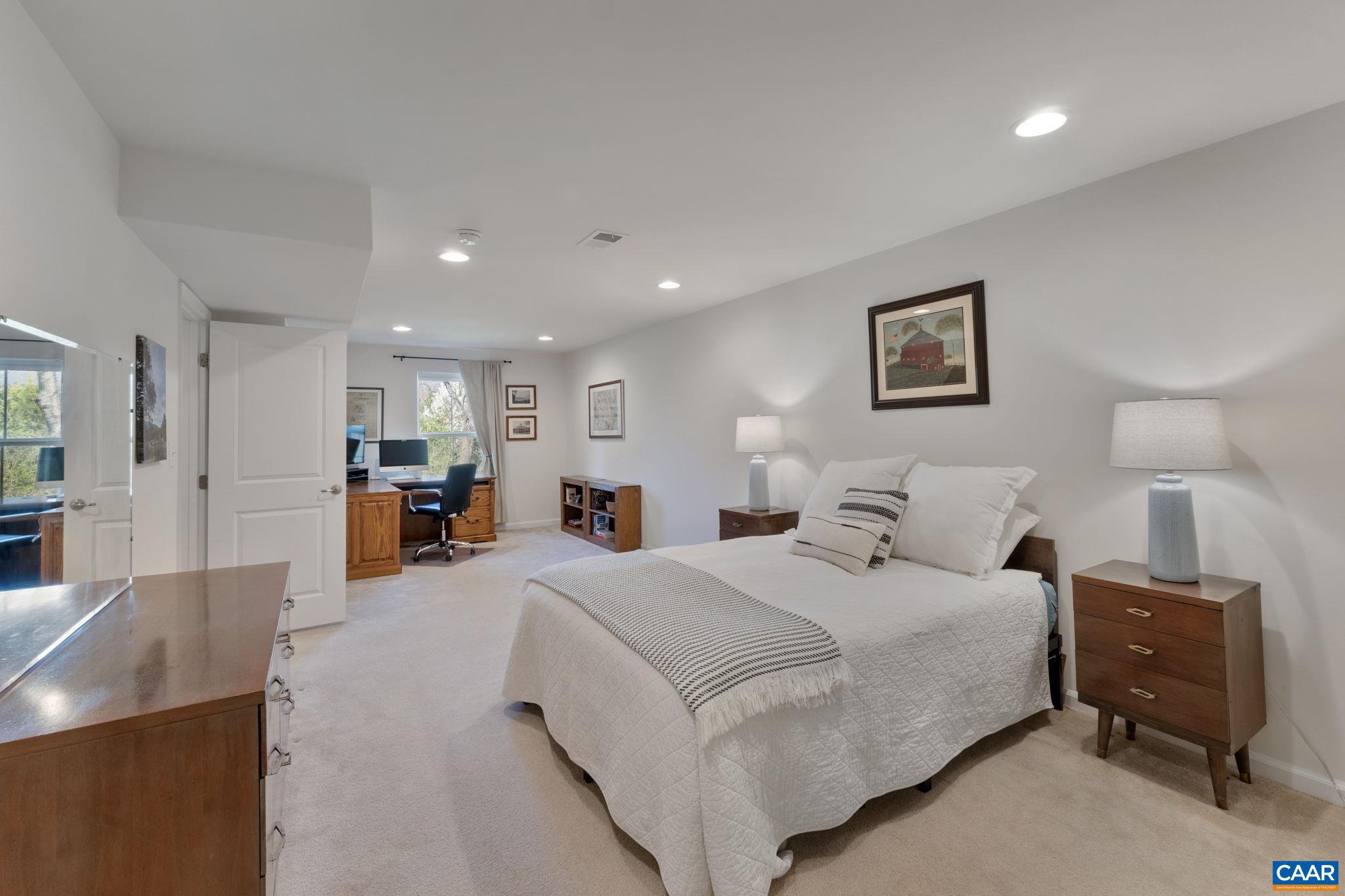 WICKHAM POND - Residential