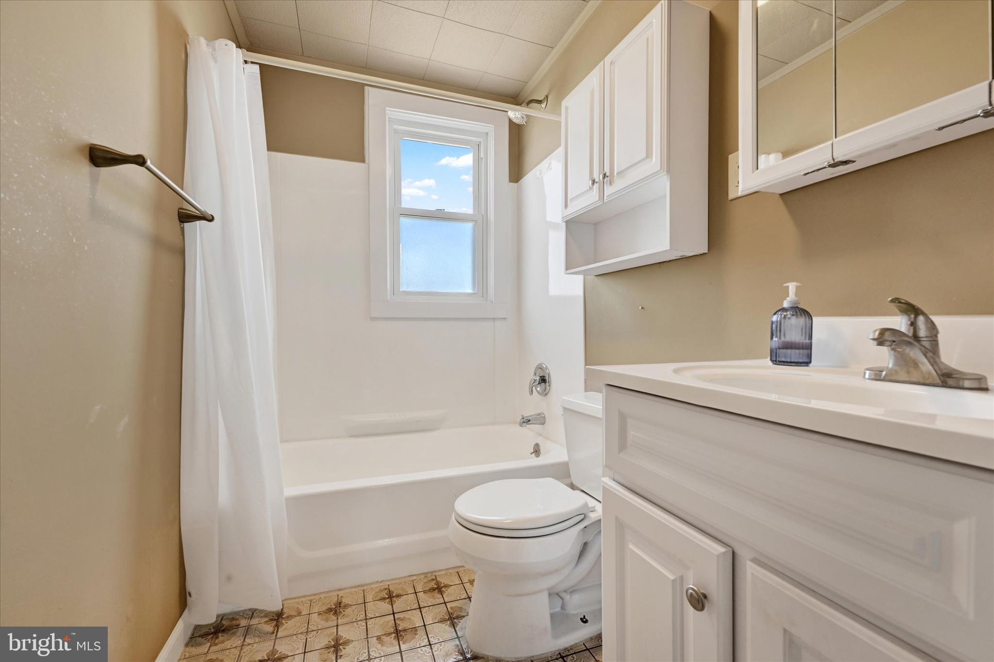 EASTFIELD - Residential