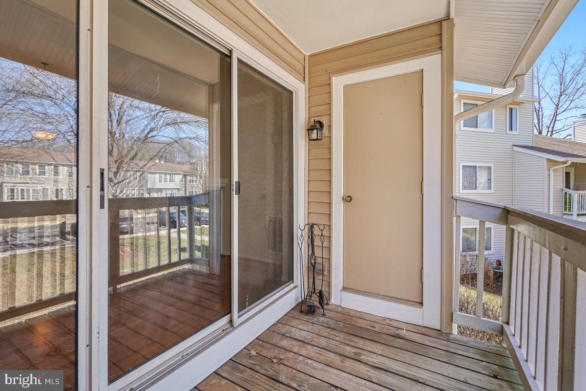 FARMINGDALE - Residential