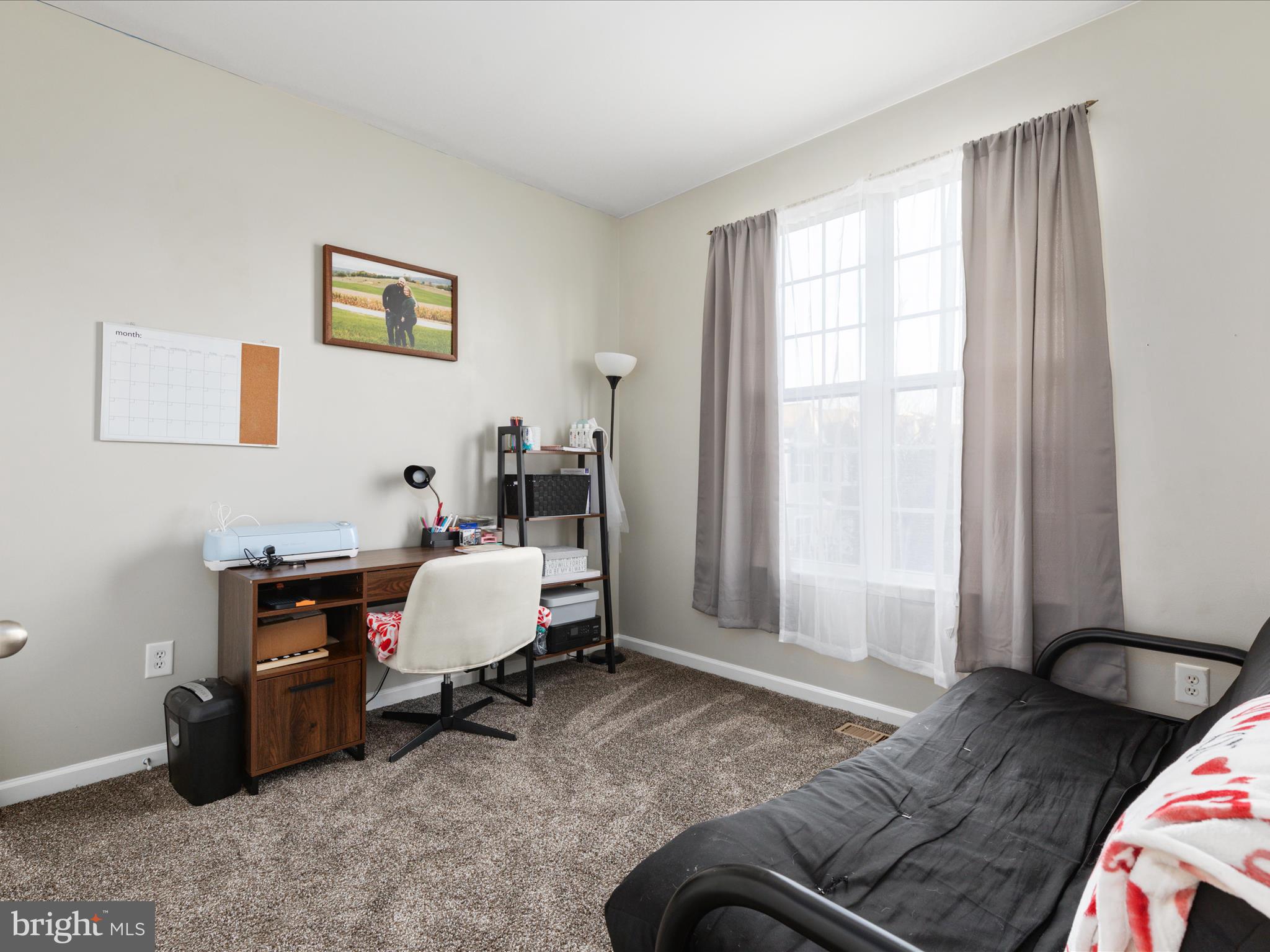 ARCHERS ROCK - Residential