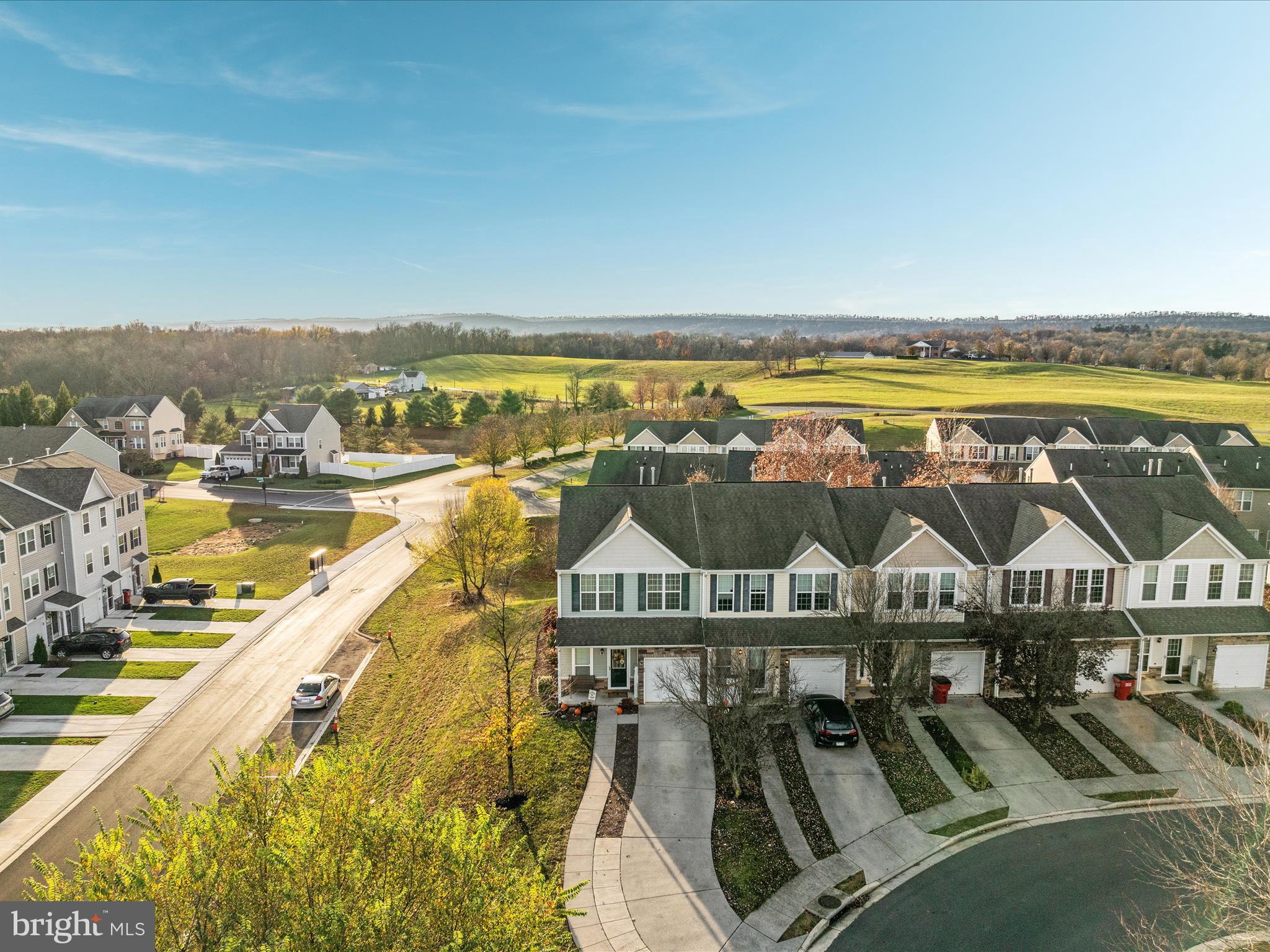 ARCHERS ROCK - Residential