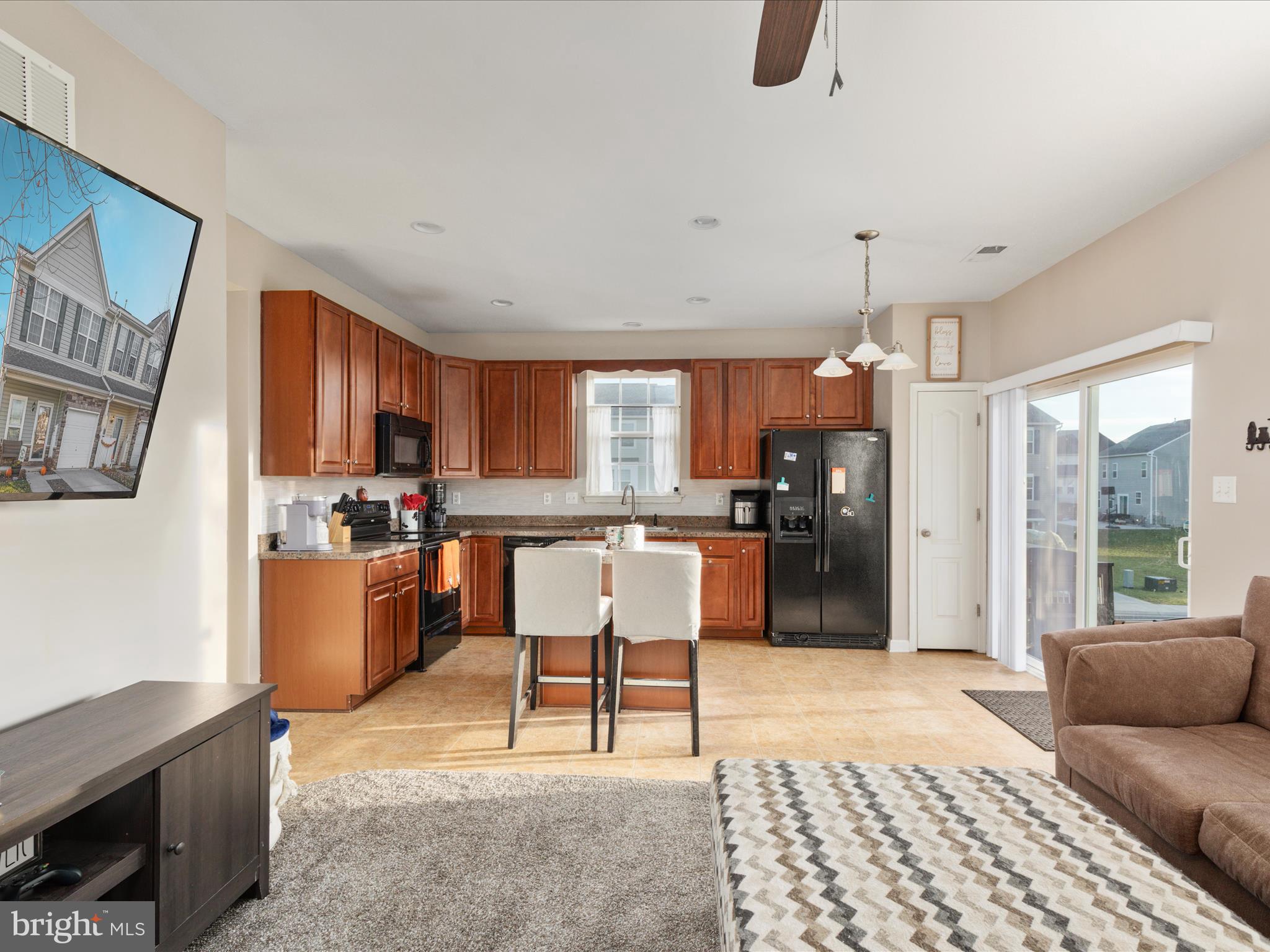 ARCHERS ROCK - Residential