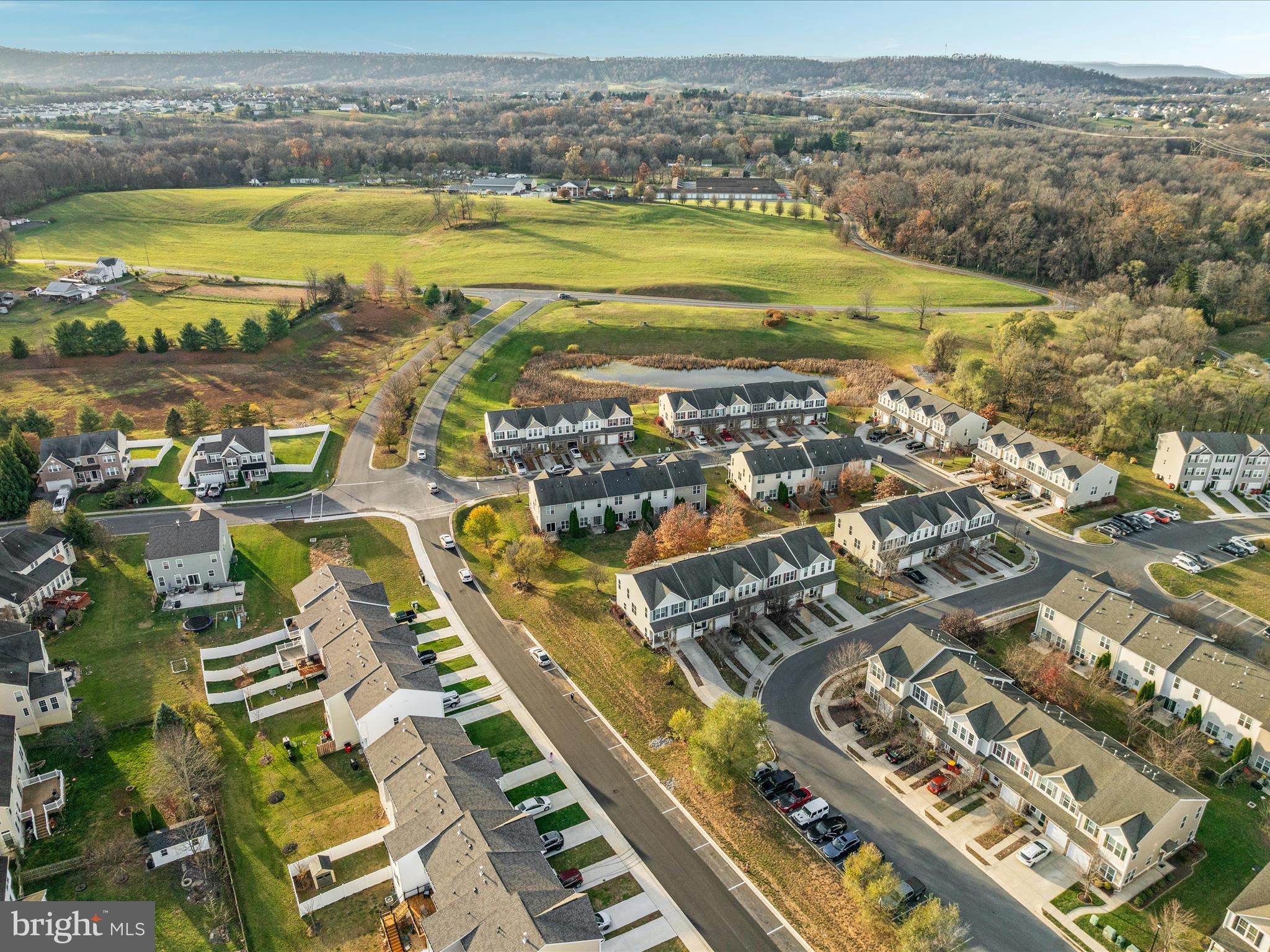 ARCHERS ROCK - Residential