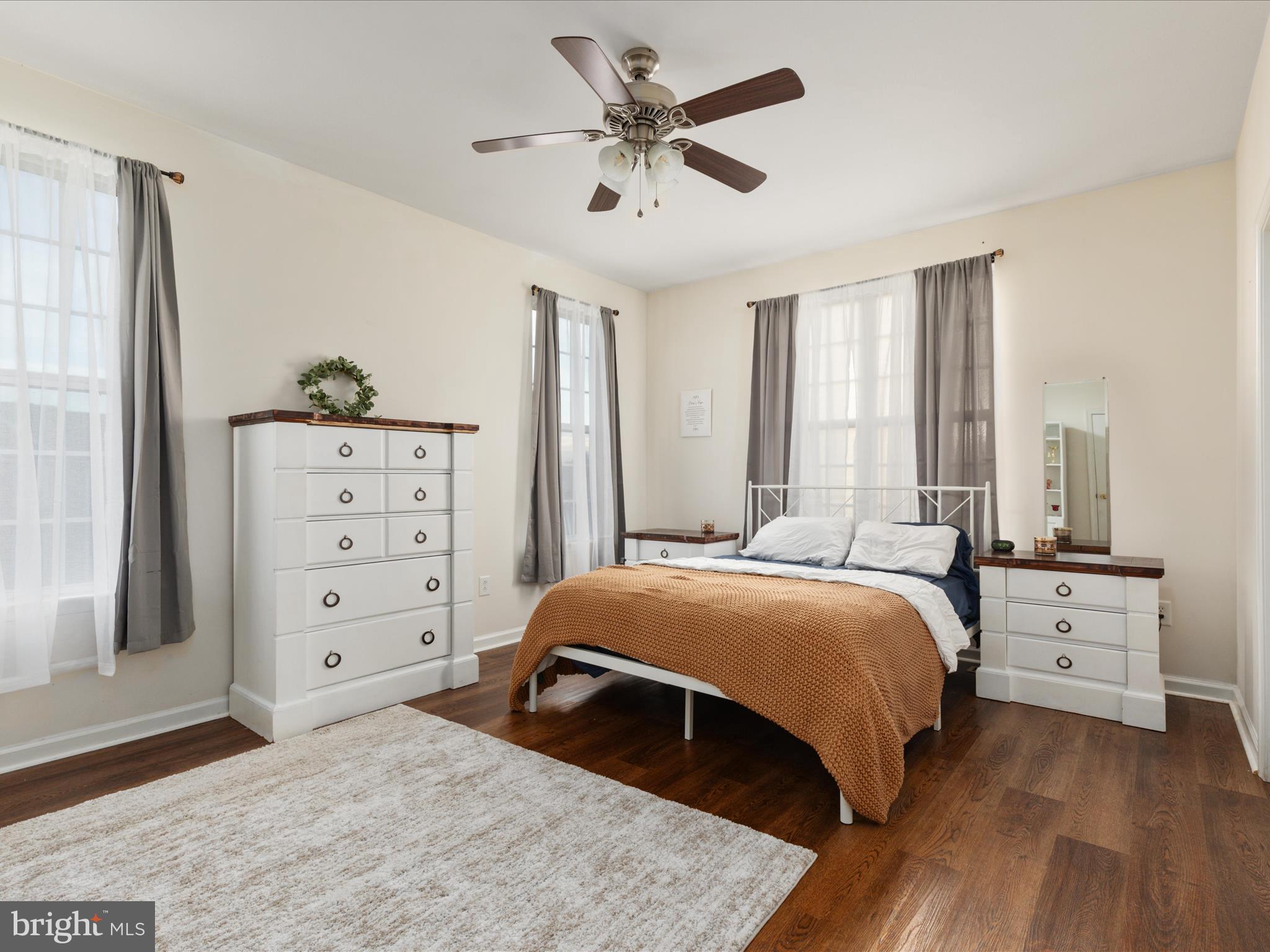 ARCHERS ROCK - Residential