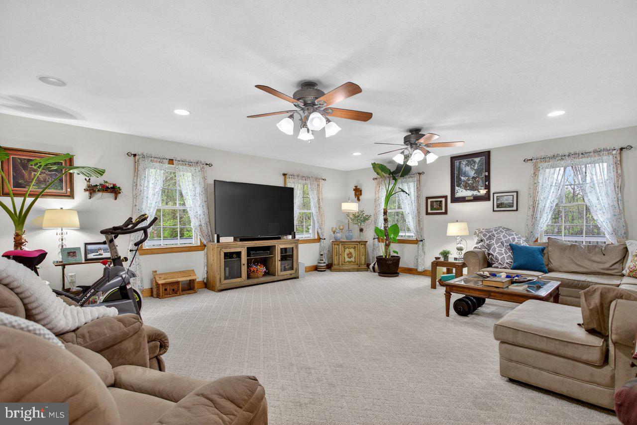 ARROWHEAD - Residential