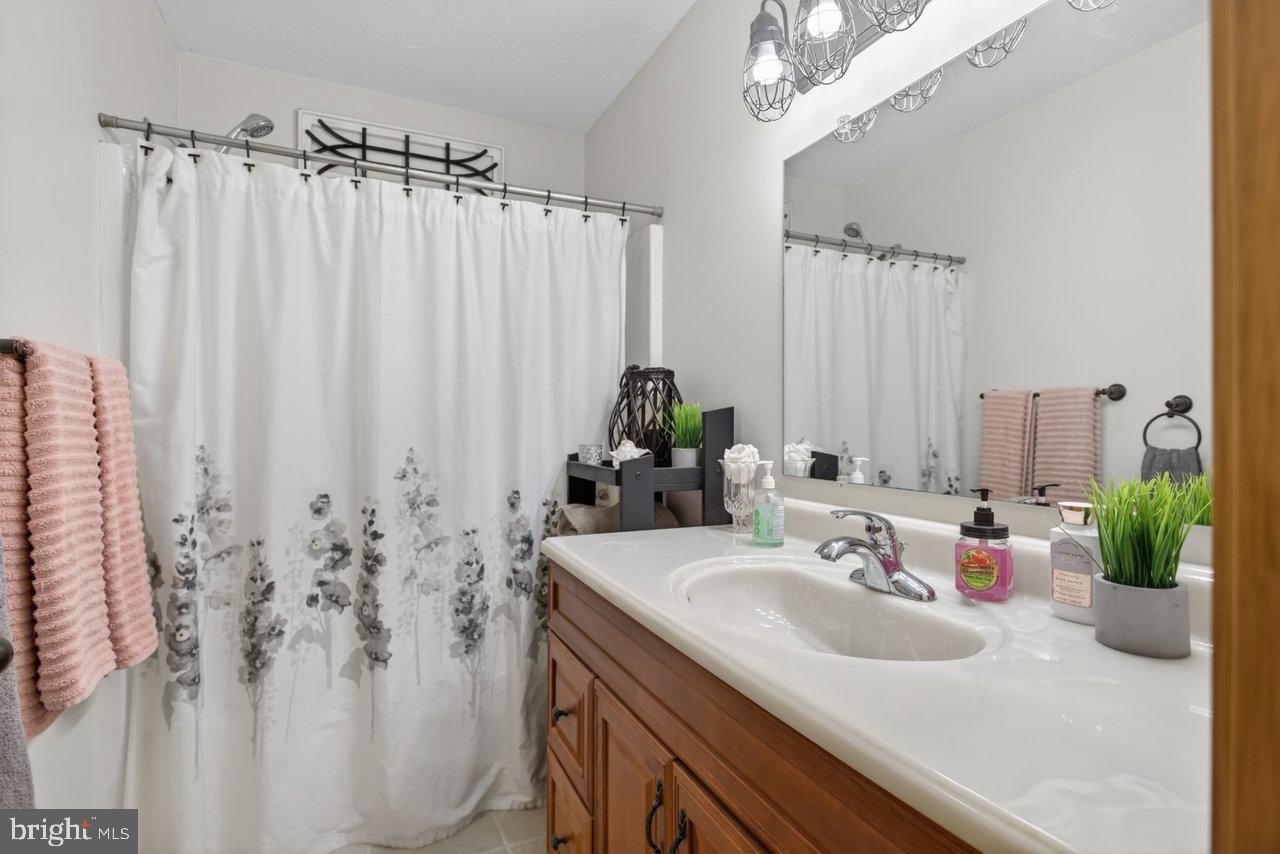 ARROWHEAD - Residential