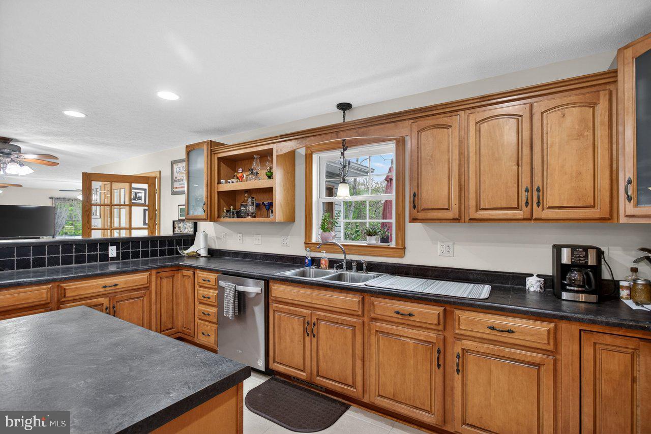 ARROWHEAD - Residential