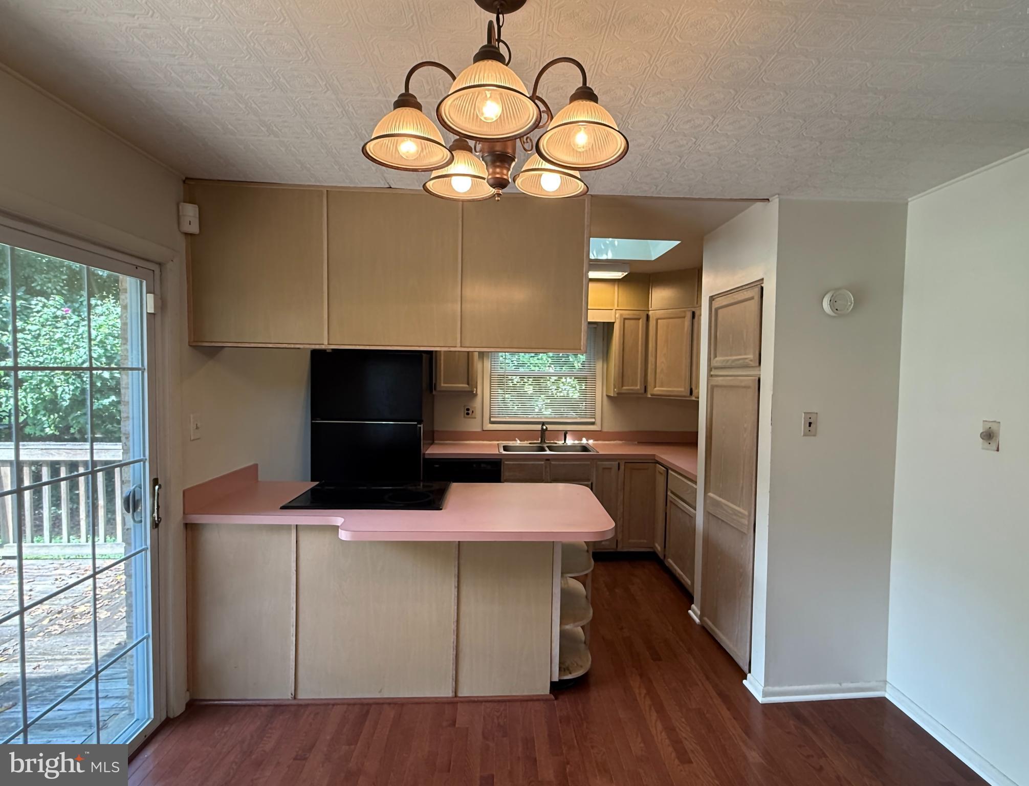 SURRATTS - Residential