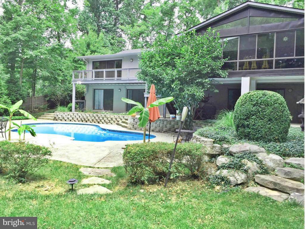 DARNESTOWN OUTSIDE - Residential