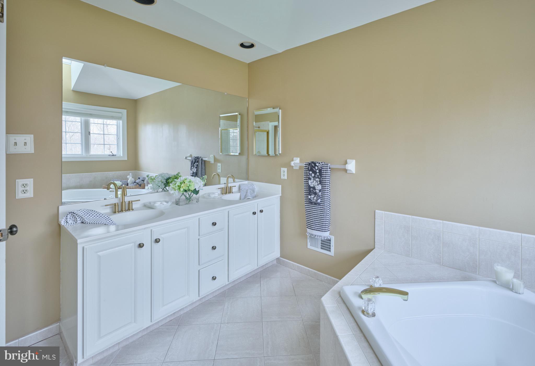 KIMBLES FIELD - Residential