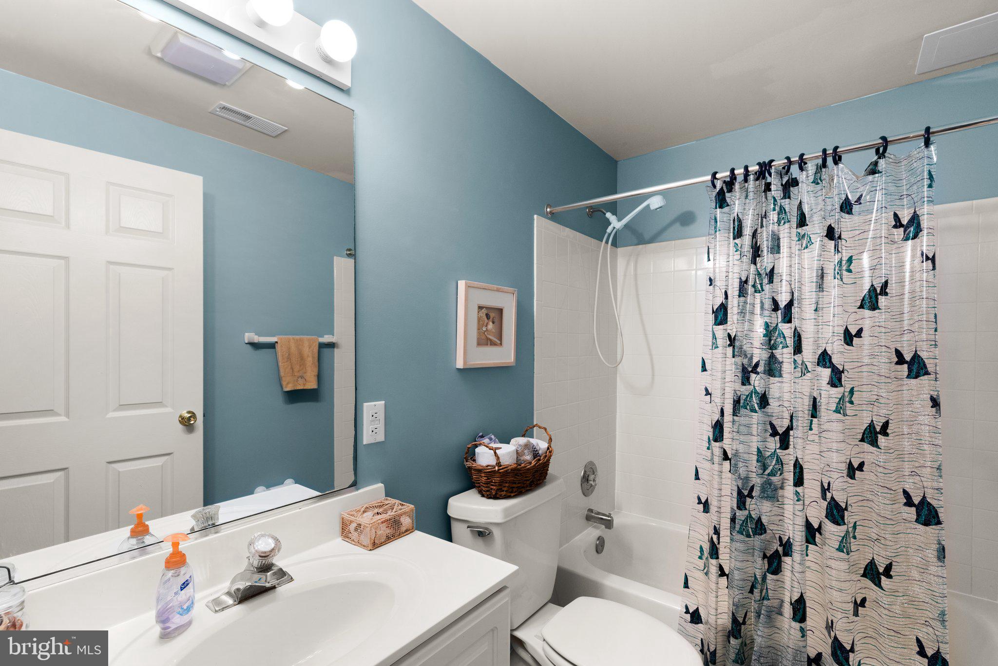 GREENHILLS FARM - Residential