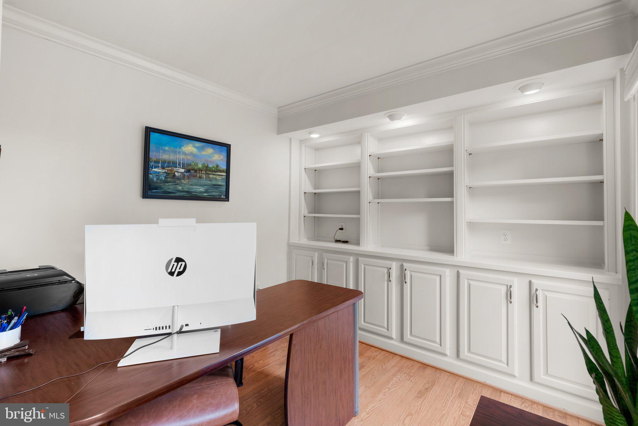 GREENHILLS FARM - Residential