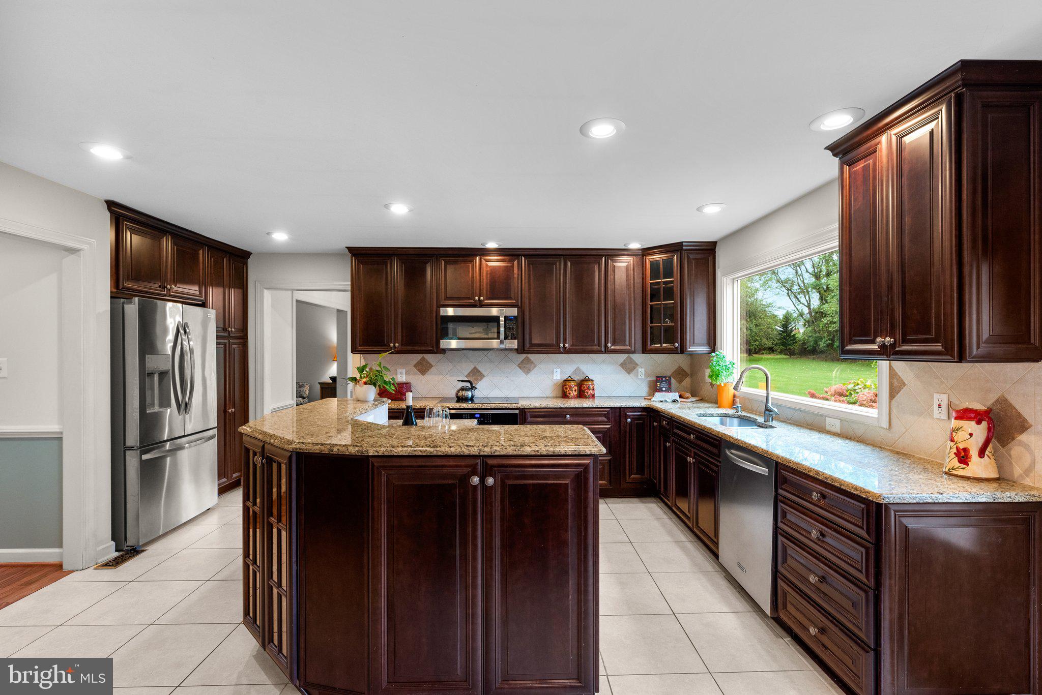 GREENHILLS FARM - Residential