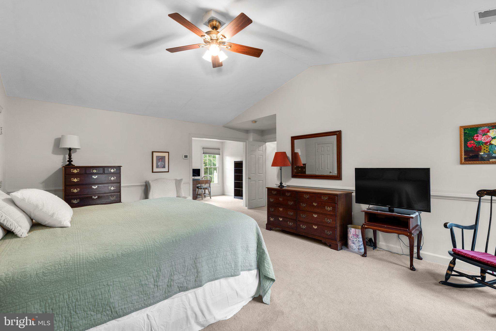 GREENHILLS FARM - Residential