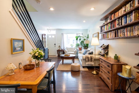 Photo for 2019 EMILY STREET
