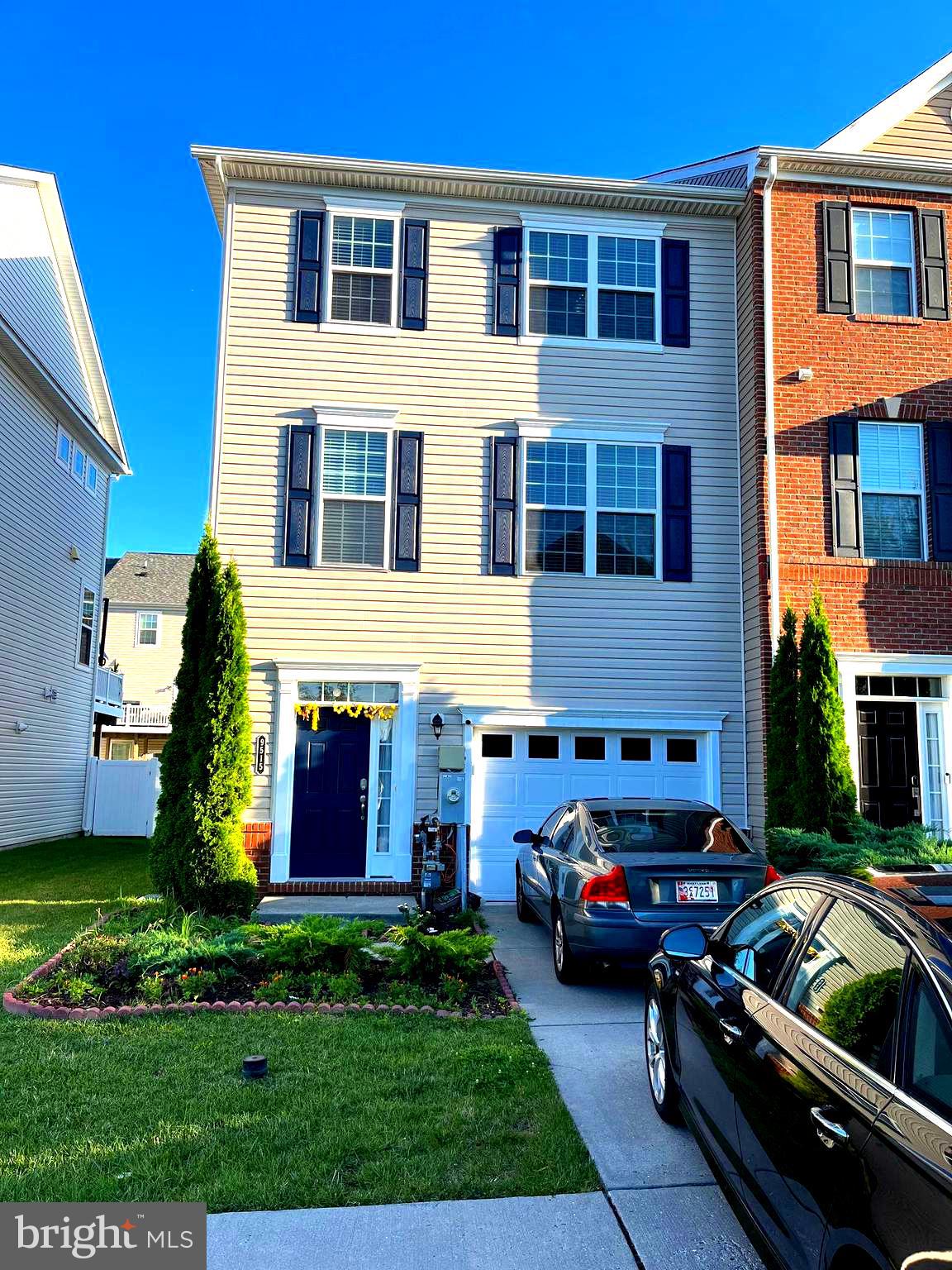 Beautiful home in heart of Owings Mills, close to all major highways, restaurants, Metro, Mall and a lot more. Swimming pool and club house use is included in the rent. Spacious and bright 4 Bedroom (4th bedroom on the entry level) Townhome that has 3 full and 1 half bathrooms, including ample parking and amenities! This home features mix of the hardwood floor and carpet, and an Open-concept Kitchen and Living Room. The Kitchen boasts a large island, Granite counter-tops, GE Stainless Steel Appliances, Pantry and access to the deck. The Upper-level Primary Bedroom is generously sized with a walk-in closet and Primary Bathroom that includes a luxurious soaking tub, standing shower, and dual vanity. This home is in a great location, in close proximity to the schools, shopping, commuter metro station, the community club house, pool and playground!
Property is available on September 1. Please submit rental applications including all supporting documents by email attachments.
Strick Requirement of 675 credit score and min of $90K household income.