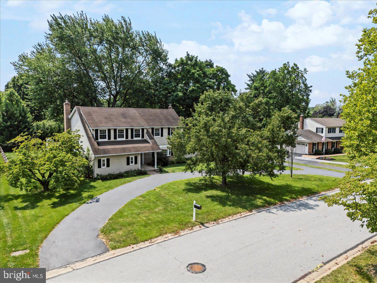 1532 ANNE DRIVE