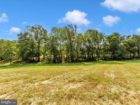 Tiny photo for 12 Barley Field Ct, DICKERSON, MD 20842 (MLS # MDMC2224314)