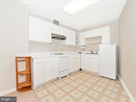 Tiny photo for 12 Barley Field Ct, DICKERSON, MD 20842 (MLS # MDMC2224314)