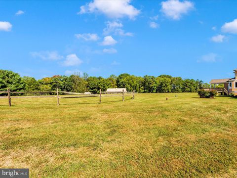 Tiny photo for 12 Barley Field Ct, DICKERSON, MD 20842 (MLS # MDMC2224314)