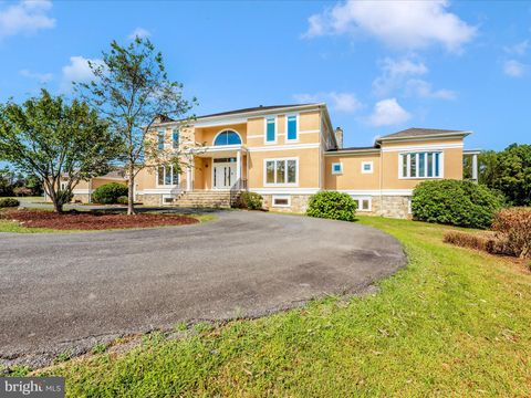Tiny photo for 12 Barley Field Ct, DICKERSON, MD 20842 (MLS # MDMC2224314)